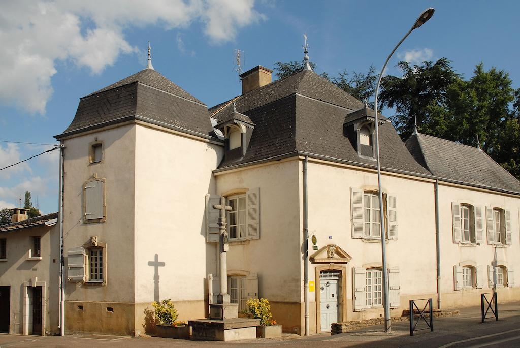 كلوني La Maison Des Gardes - Chambres D'Hotes المظهر الخارجي الصورة