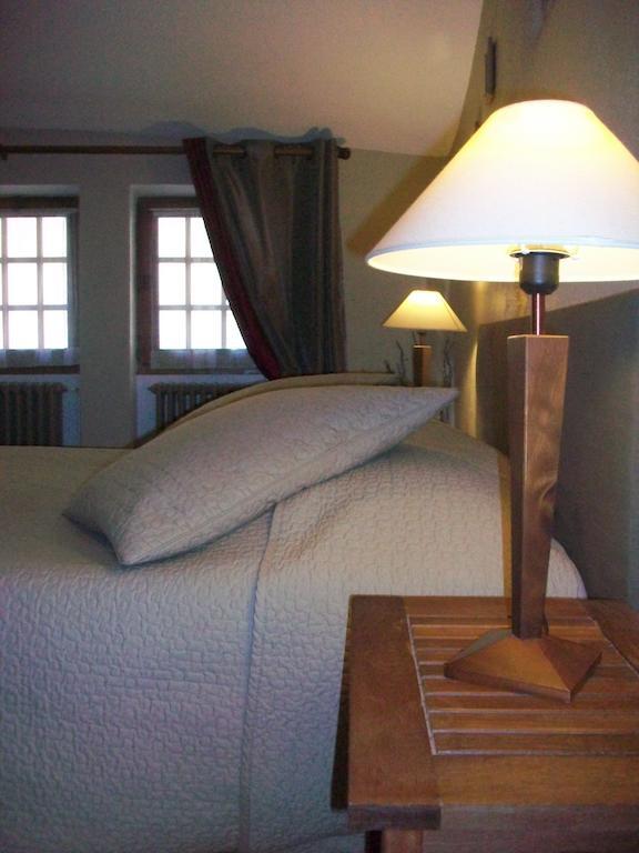 كلوني La Maison Des Gardes - Chambres D'Hotes الغرفة الصورة